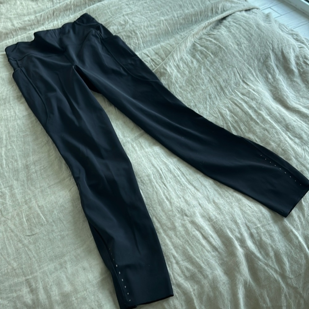 Lululemon Fast and Free High Rise Tight 25” with pockets